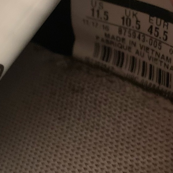 Nike men's athletic basketball sneakers shoes mesh knit shoes size 11.5 READ - Picture 6 of 7